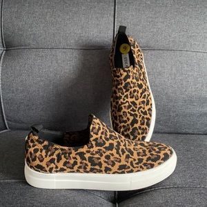 NWT Steve Madden Darayl knit cheetah/leopard print